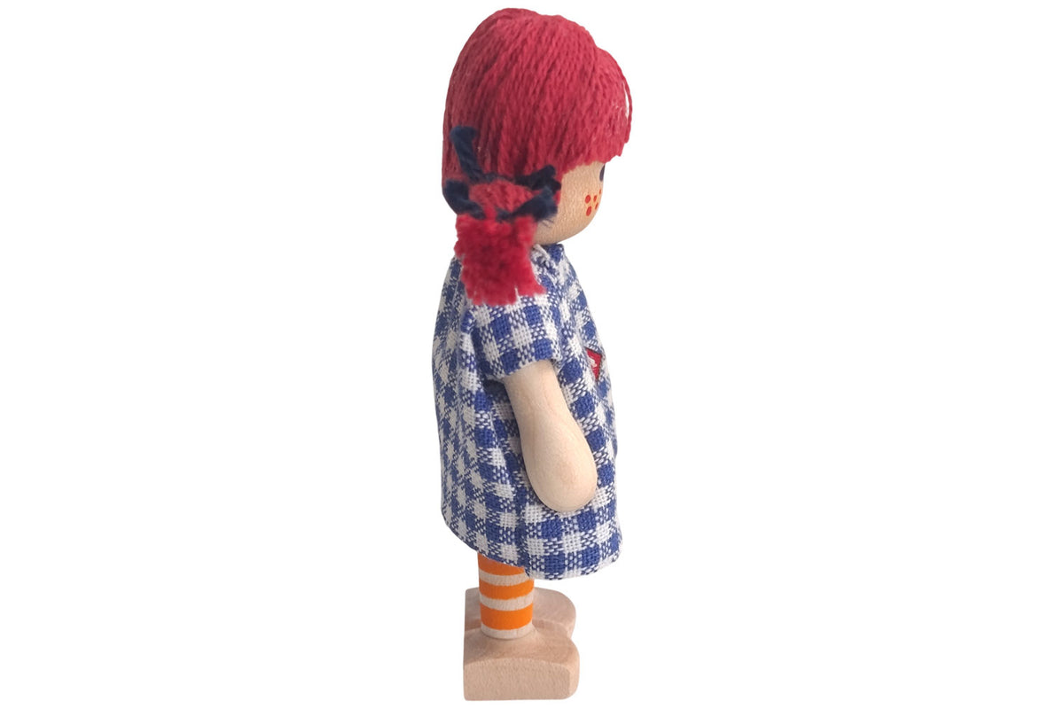 Anne Krebs Miniatur Puppe Mädchen Kleid weiss/blau karriert, Sommersprossen, Haare rot