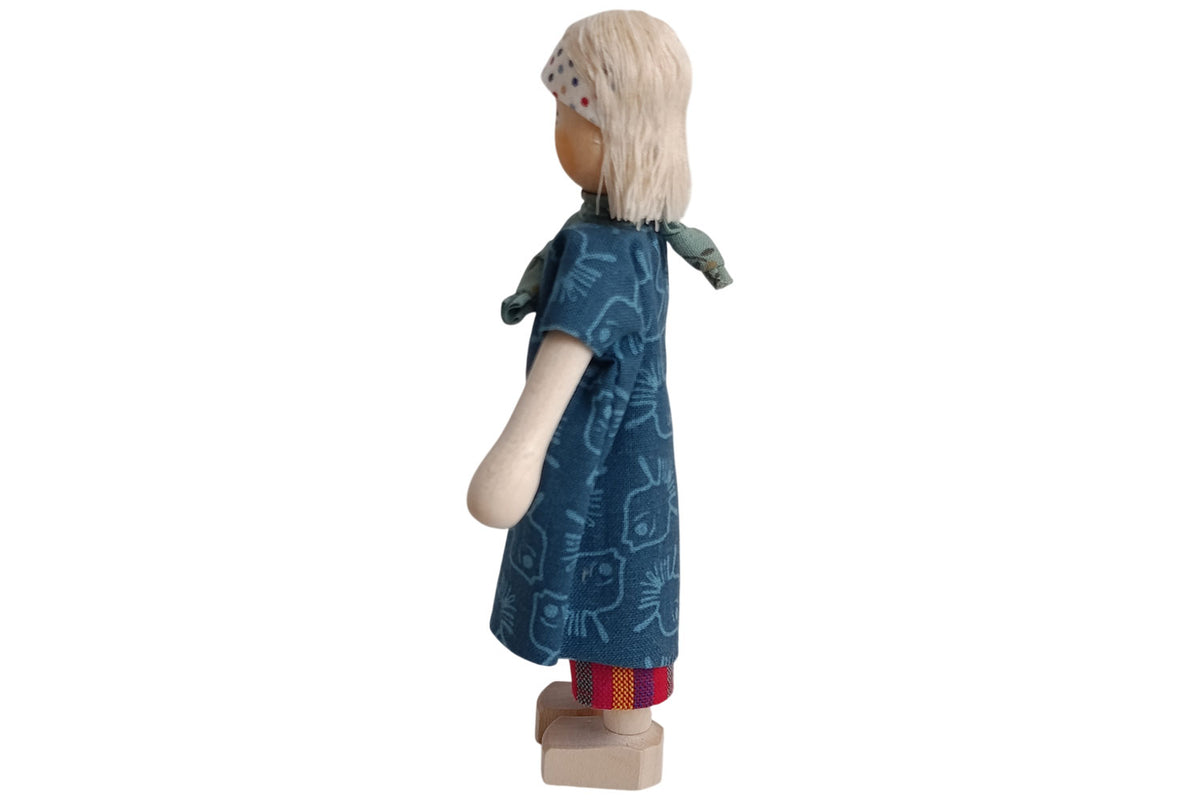 Anne Krebs Miniatur Puppe Flotte Oma