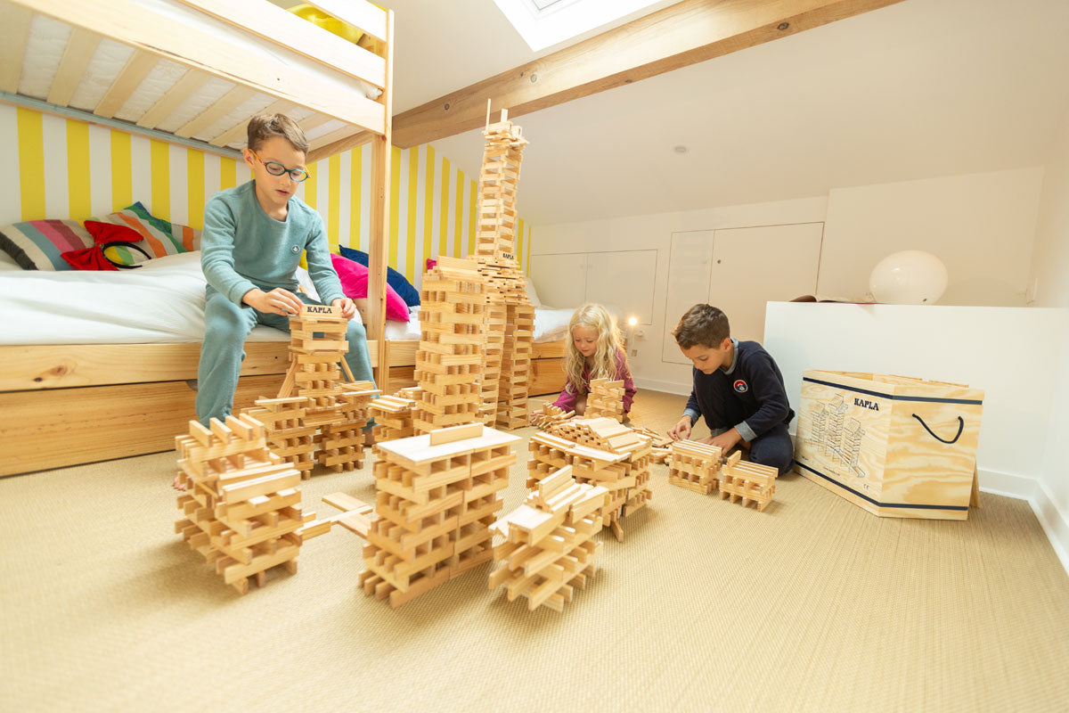 Boîte de 500 pièces de blocs de construction KAPLA, finition naturelle