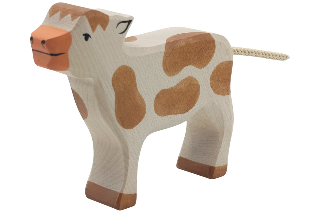 Holztiger Kalb braun stehend