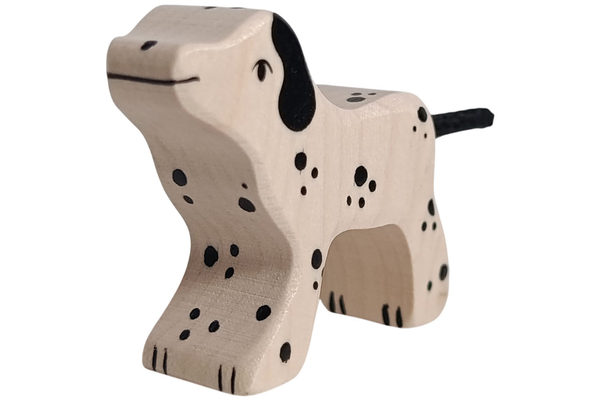 Holztiger Dalmatiner stehend klein