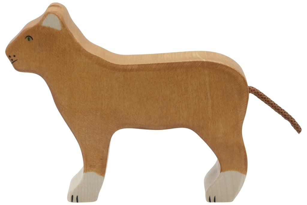 Holztiger Löwin