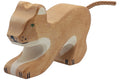 Holztiger Löwe klein spielend