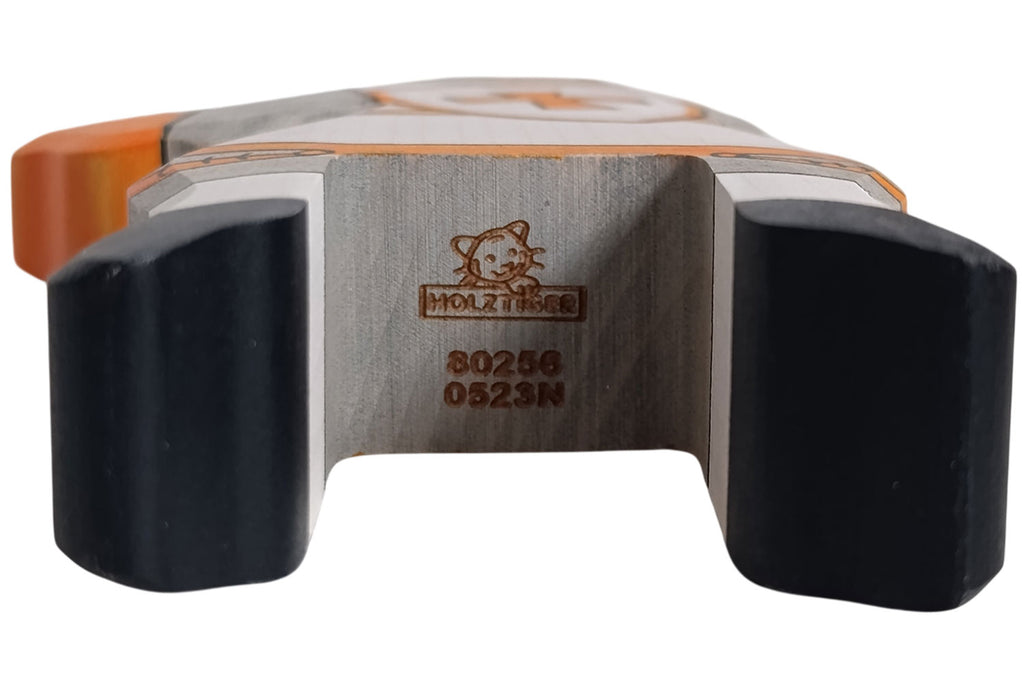 Holztiger Turnierritter, weiß reitend