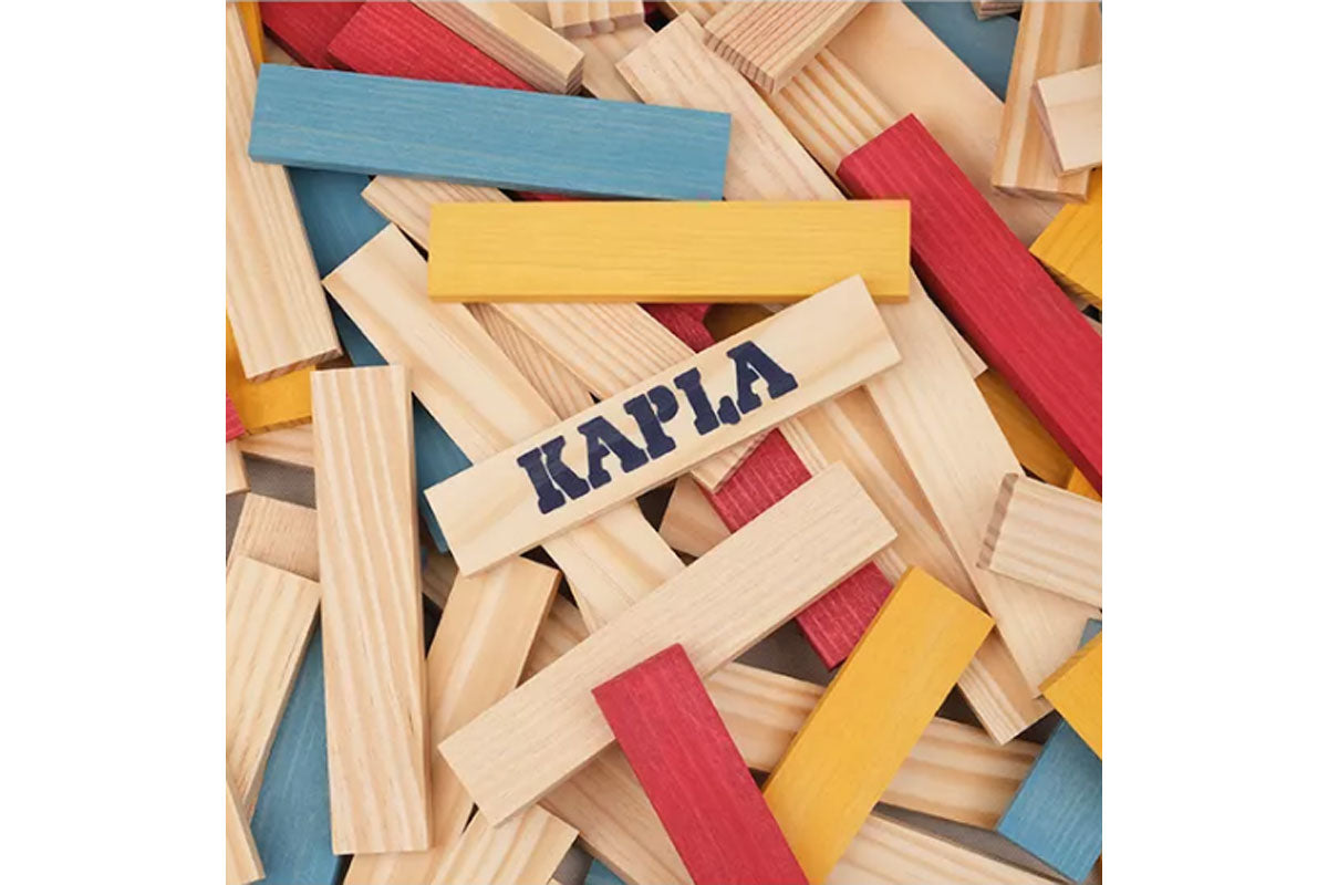 Boîte KAPLA de 200 pièces, été, naturel, bleu clair, jaune, rouge