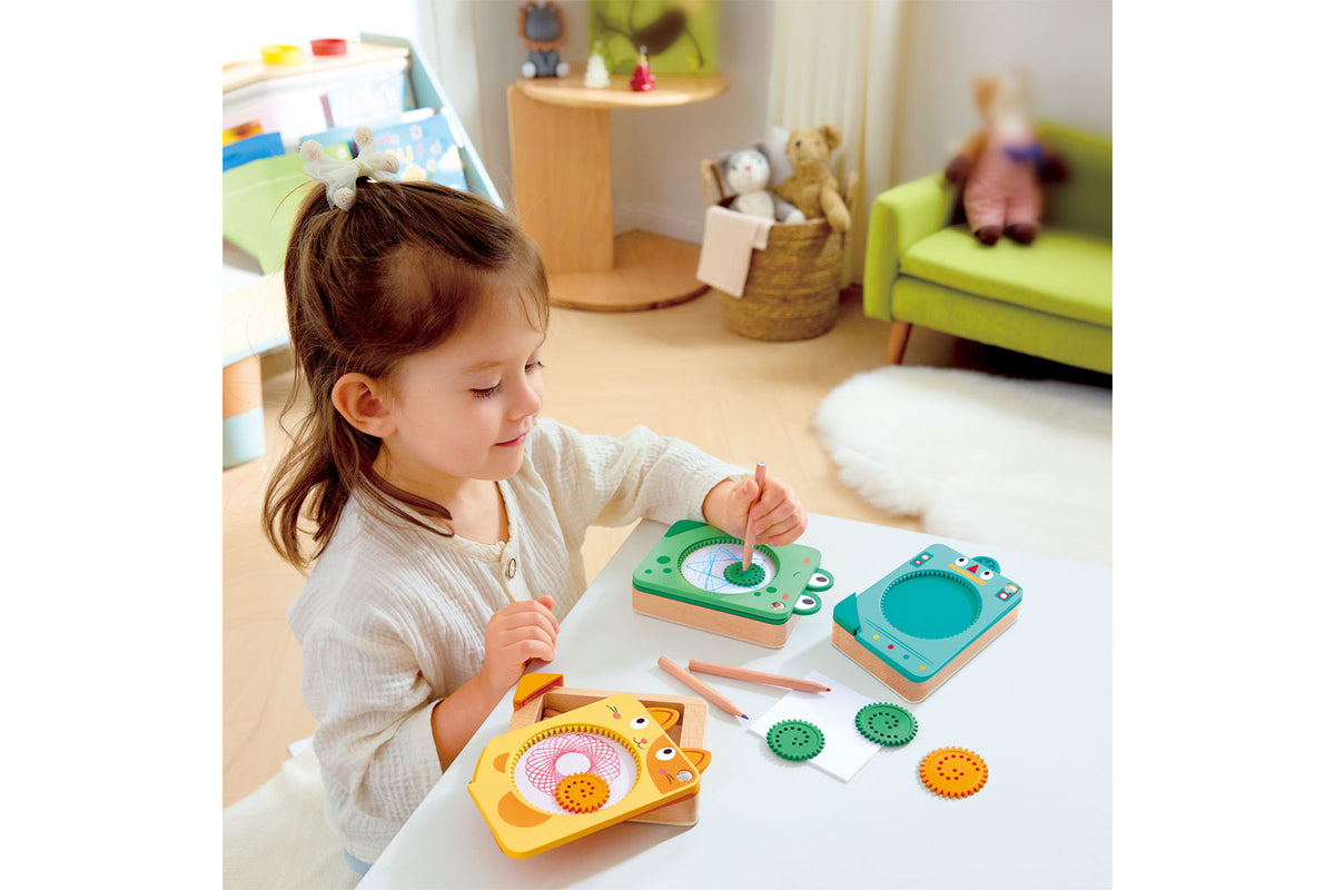 Hape Zahnrad Zeichenset gelb