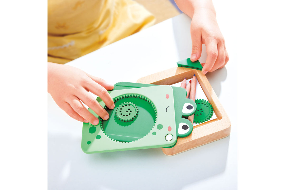 Hape Zahnrad Zeichenset grün
