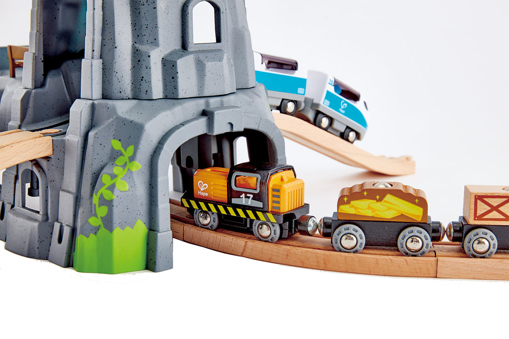 Hape Tunnelkombination mit Licht und Sound