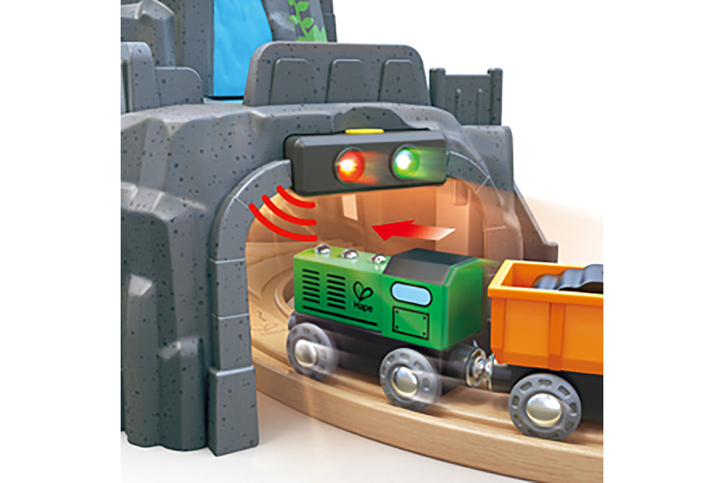 Hape Tunnelkombination mit Licht und Sound